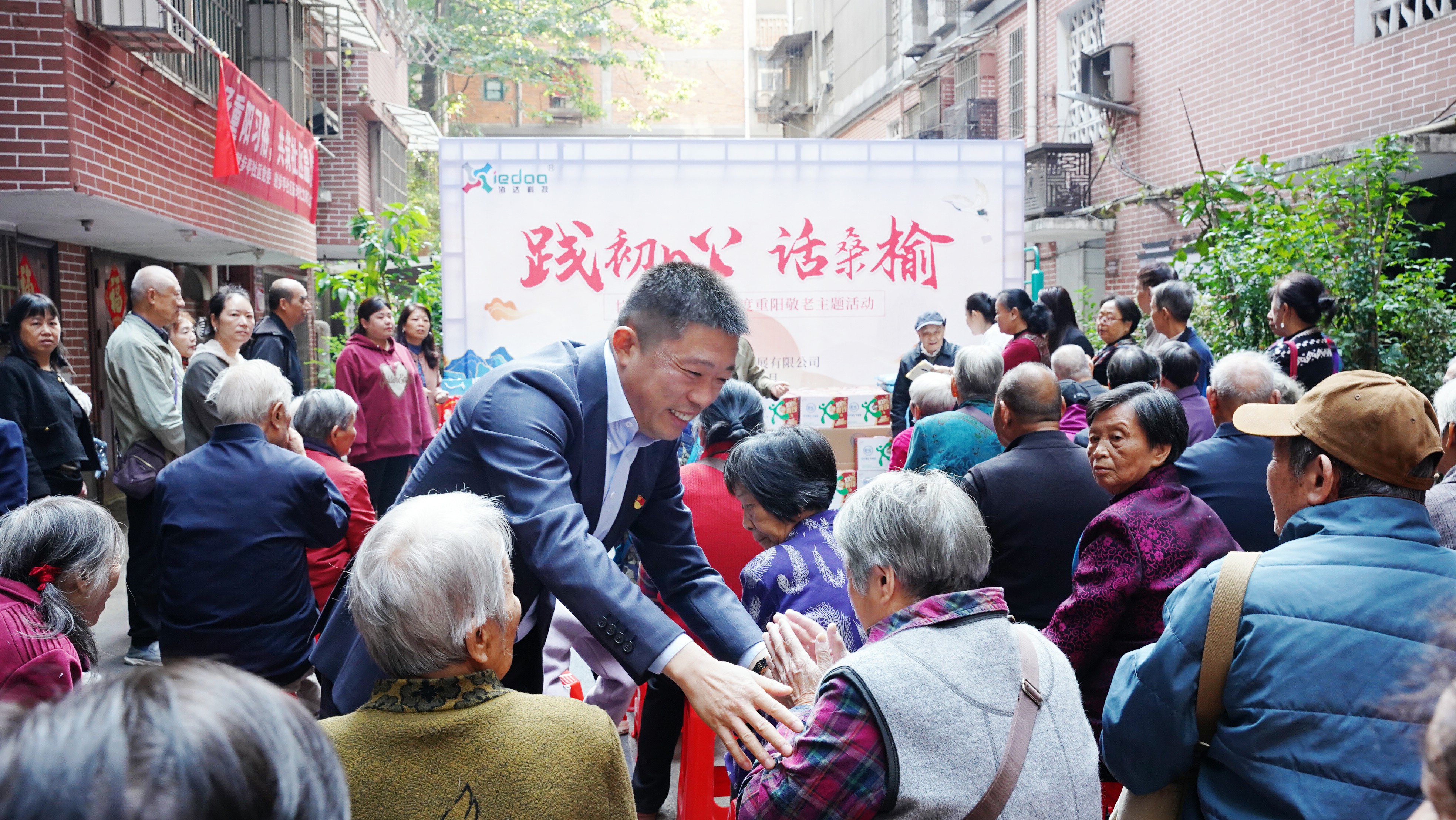 1761633776049067670.jpg DSC09458.jpg